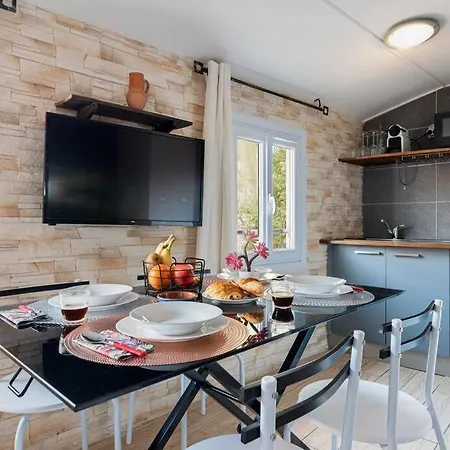 Appartement Suquet 2 Pieces Hypercentre Banane