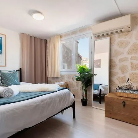 Suquet 2 Pieces Hypercentre Banane Apartment Cannes